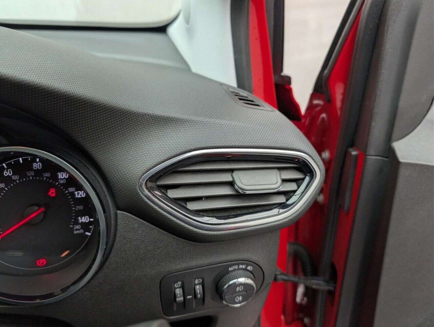 Used Vauxhall Crossland X 2018 for sale - 77714212: Photo 18