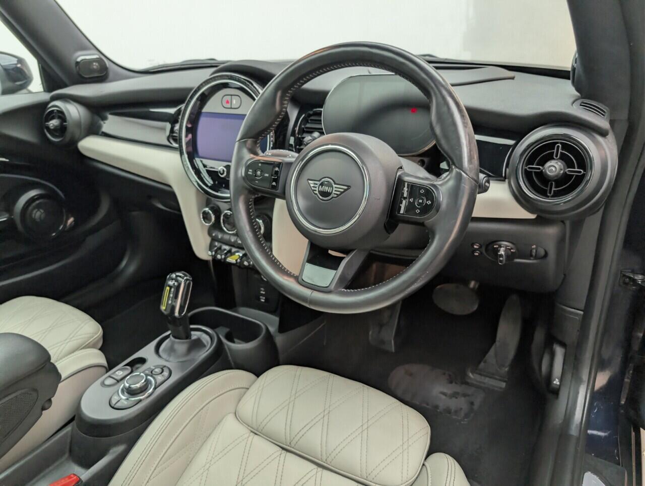 Used MINI Hatch 2021 for sale - 77120185: Photo 11