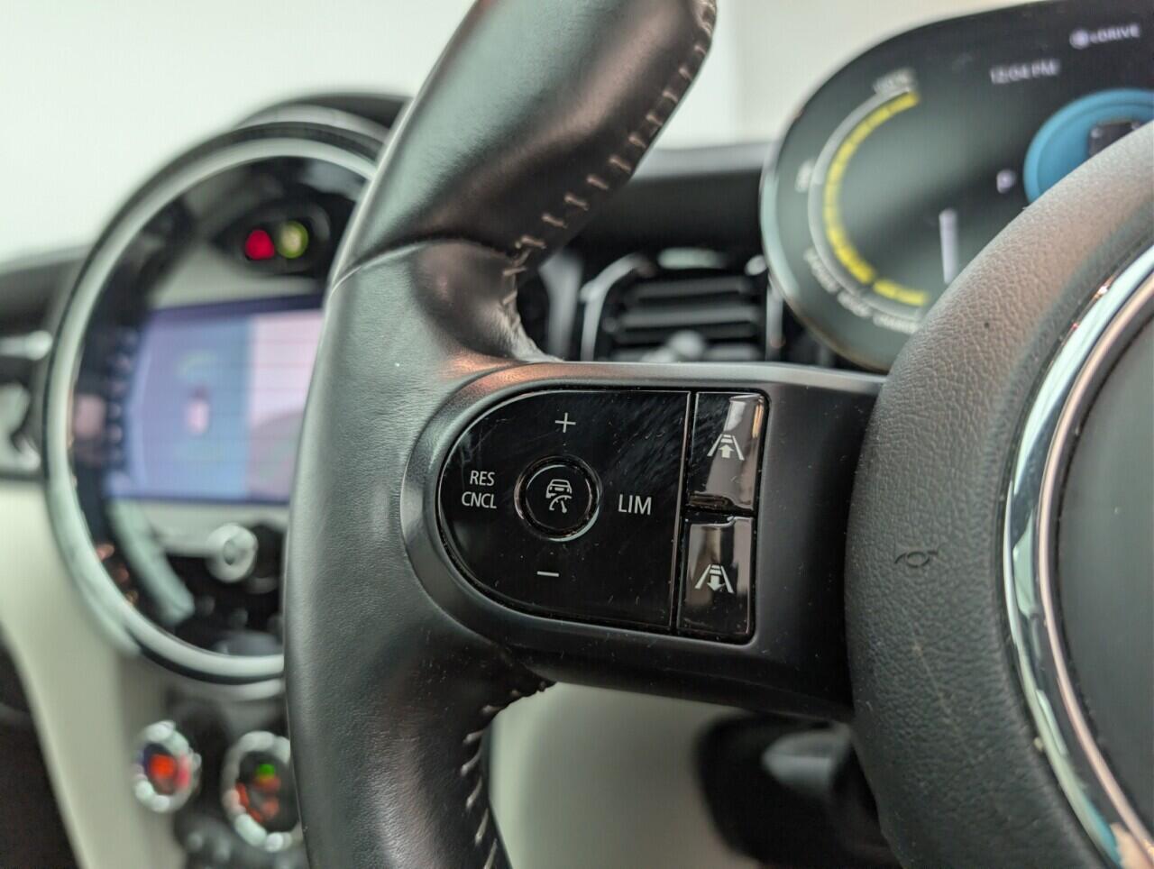 Used MINI Hatch 2021 for sale - 77120185: Photo 19