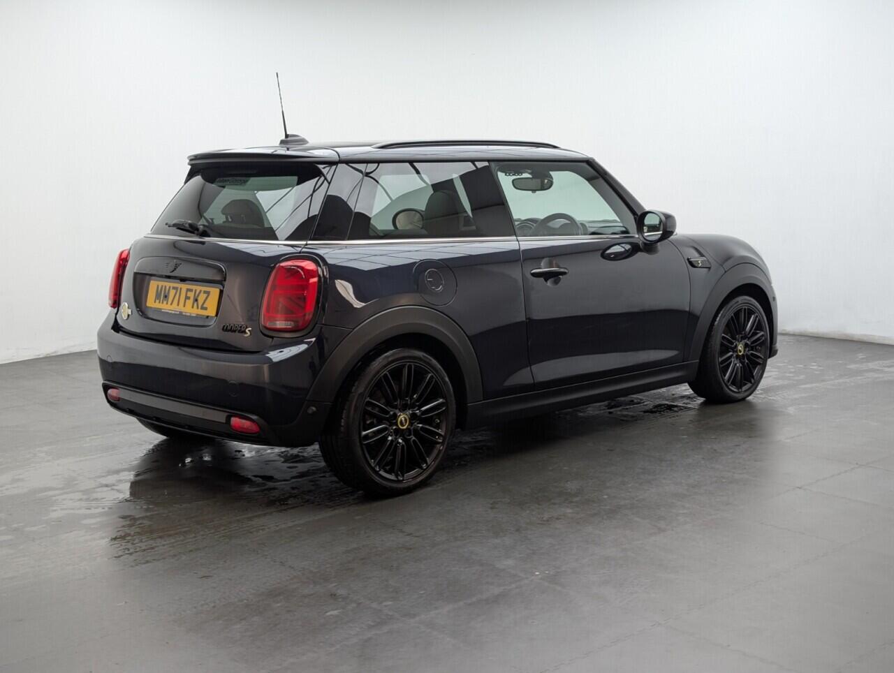 Used MINI Hatch 2021 for sale - 77120185: Photo 8