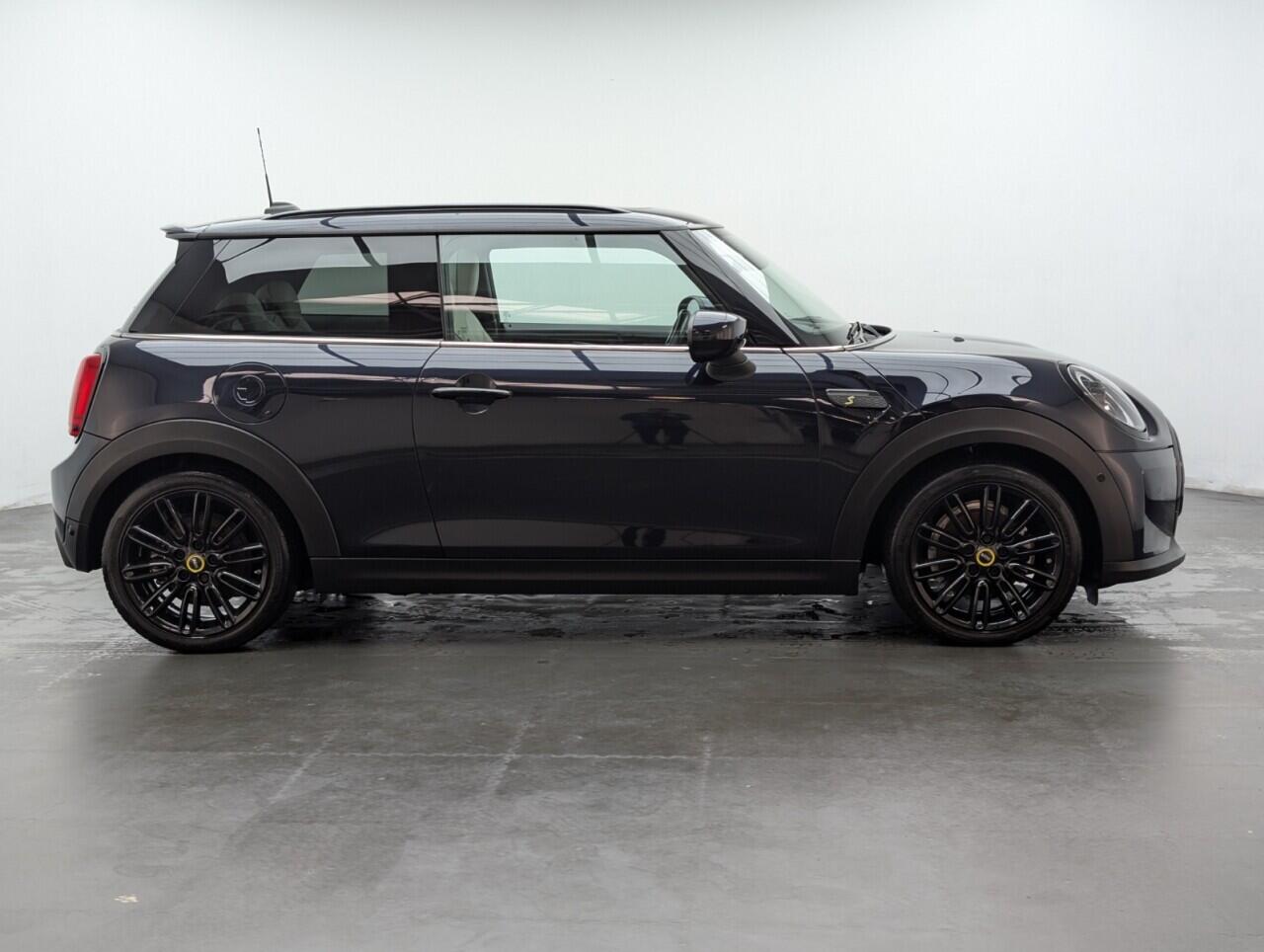 Used MINI Hatch 2021 for sale - 77120185: Photo 9