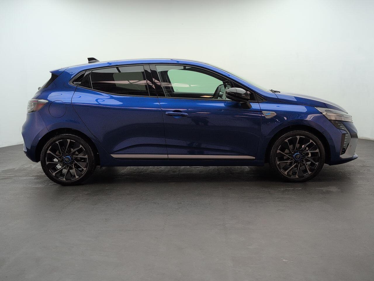 Used Renault Clio 2024 for sale - 76457929: Photo 10