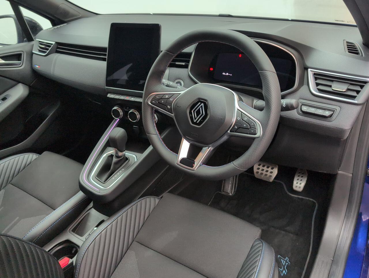 Used Renault Clio 2024 for sale - 76457929: Photo 12