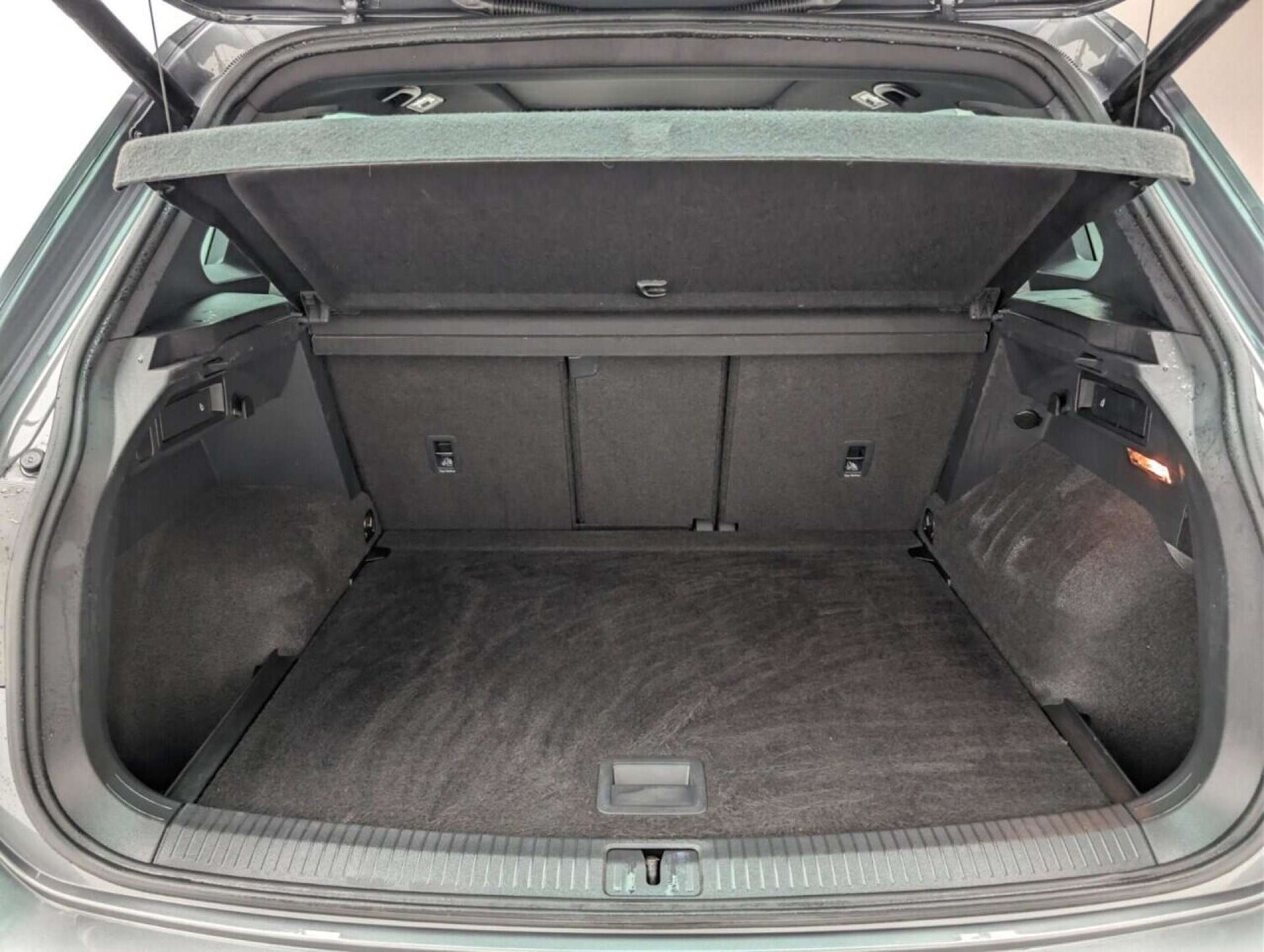 Used Volkswagen Tiguan 2020 for sale - 77714776: Photo 24