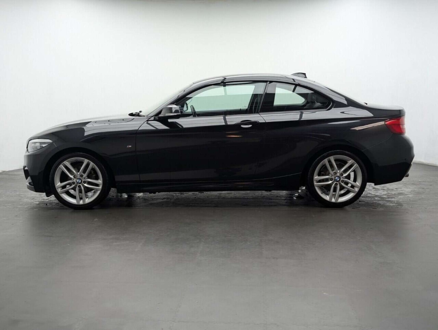Used BMW 2 Series 2018 for sale - 77714194: Photo 5
