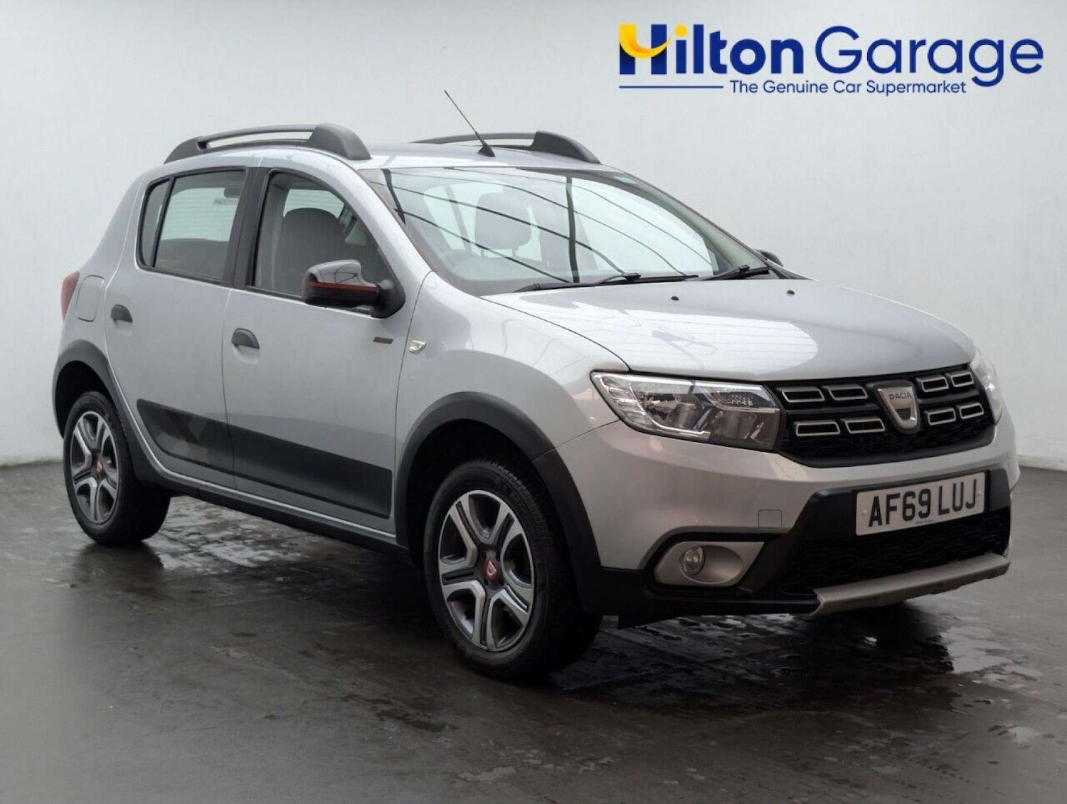Used Dacia Sandero Stepway 2019 for sale - 77713837: Photo 1