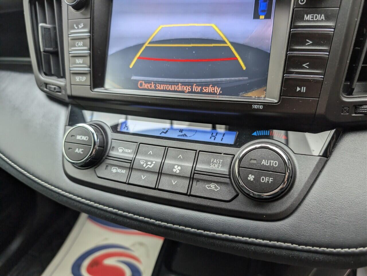 Used Toyota RAV4 2018 for sale - 76659287: Photo 16