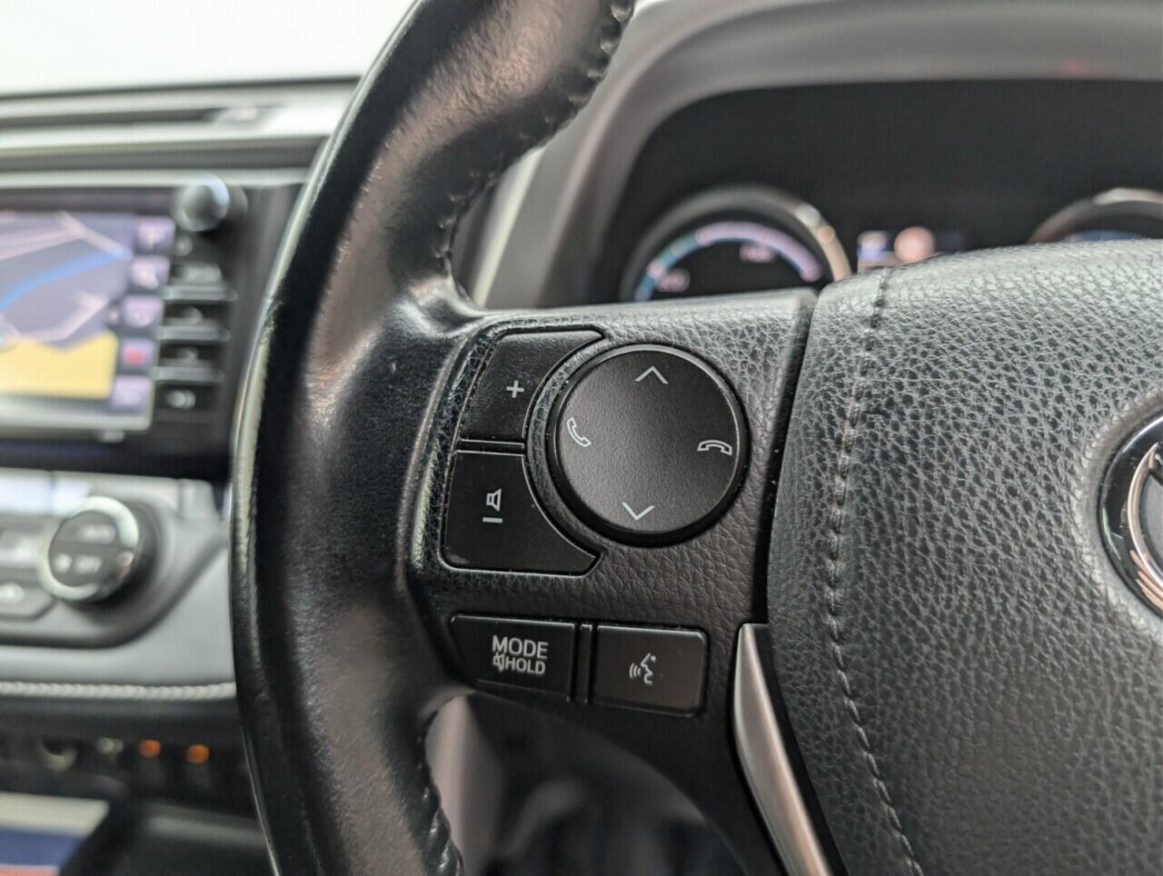 Used Toyota RAV4 2018 for sale - 76659287: Photo 19