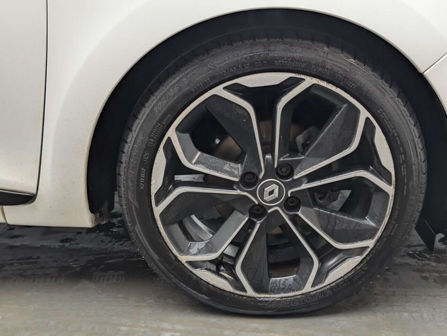 Used Renault Clio 2017 for sale - 77714224: Photo 10