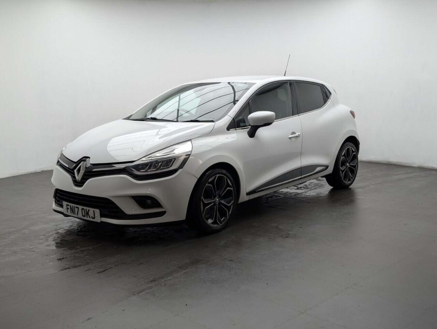 Used Renault Clio 2017 for sale - 77714224: Photo 4