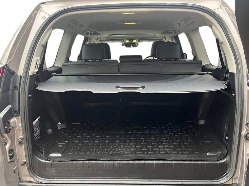 Used Toyota Land Cruiser 2023 for sale - 76596037: Photo 13