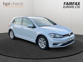 Used Volkswagen Golf 2017 for sale - 79142827: Photo