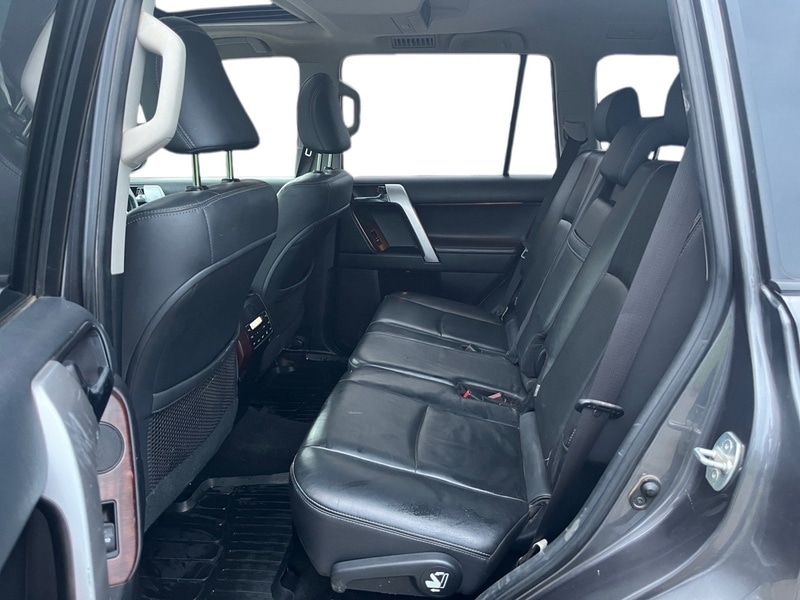 Used Toyota Land Cruiser 2015 for sale - 77528007: Photo 10