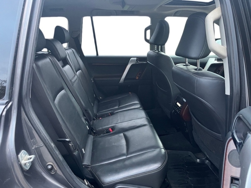 Used Toyota Land Cruiser 2015 for sale - 77528007: Photo 11