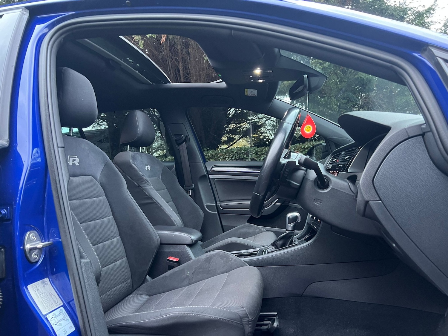 Used Volkswagen Golf 2020 for sale - 76932178: Photo 20