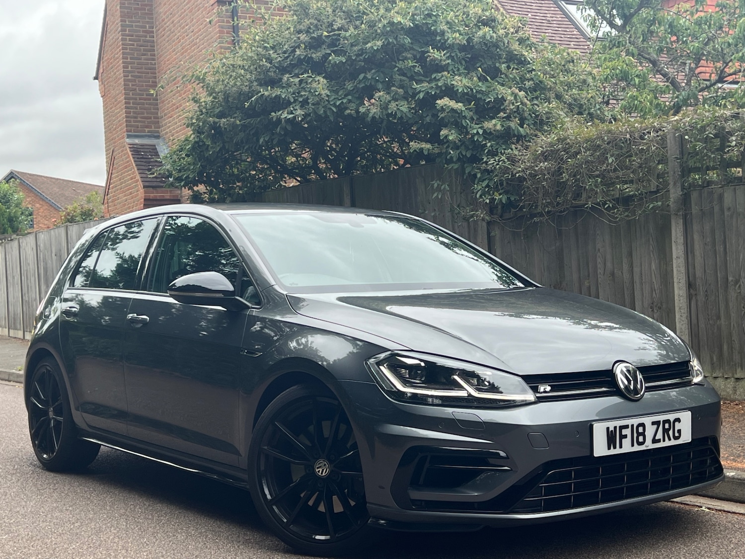 Used Volkswagen Golf 2018 for sale - 75959436: Photo 1