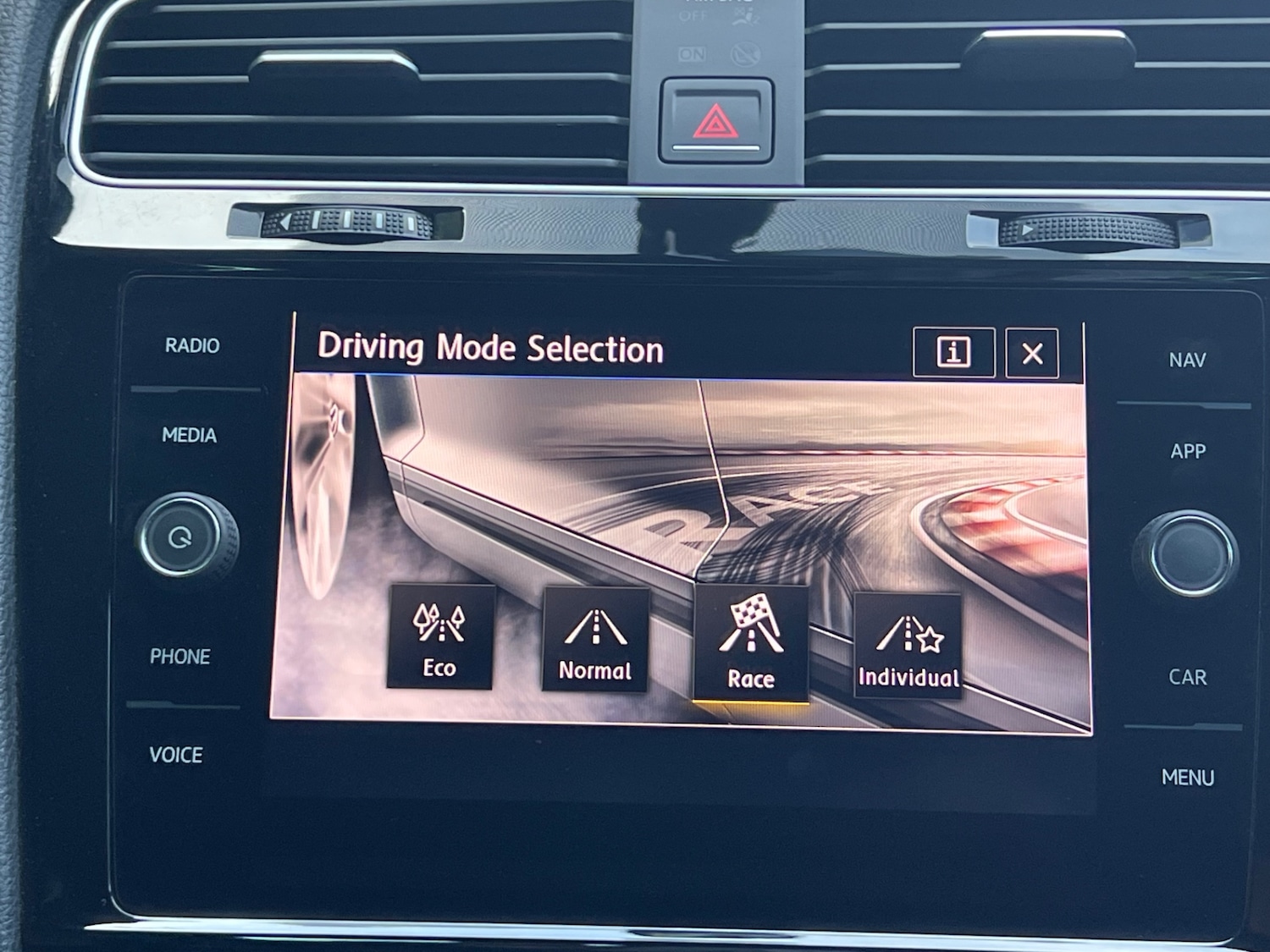 Used Volkswagen Golf 2018 for sale - 75959436: Photo 40