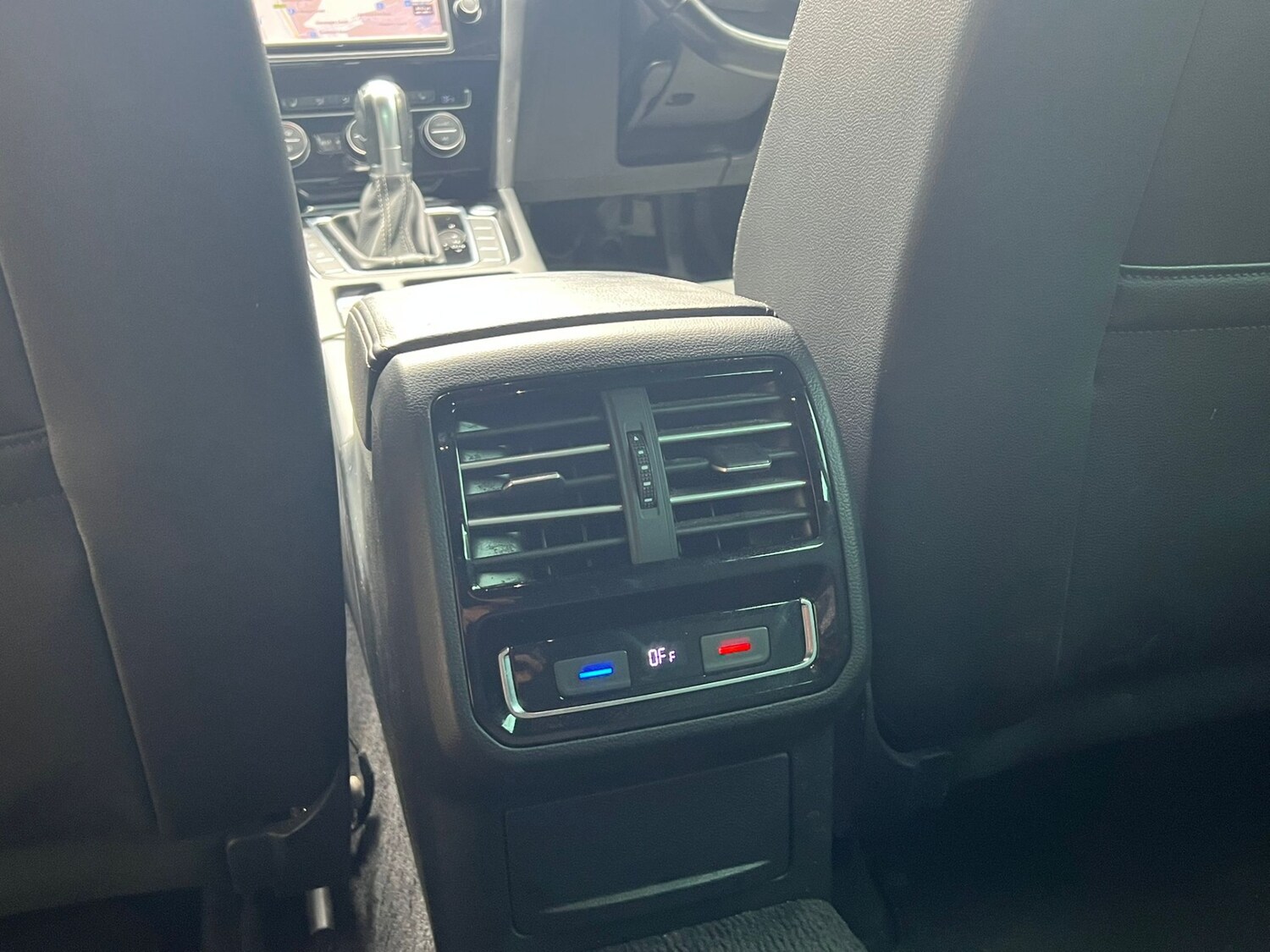 Used Volkswagen Passat 2016 for sale - 77459743: Photo 24