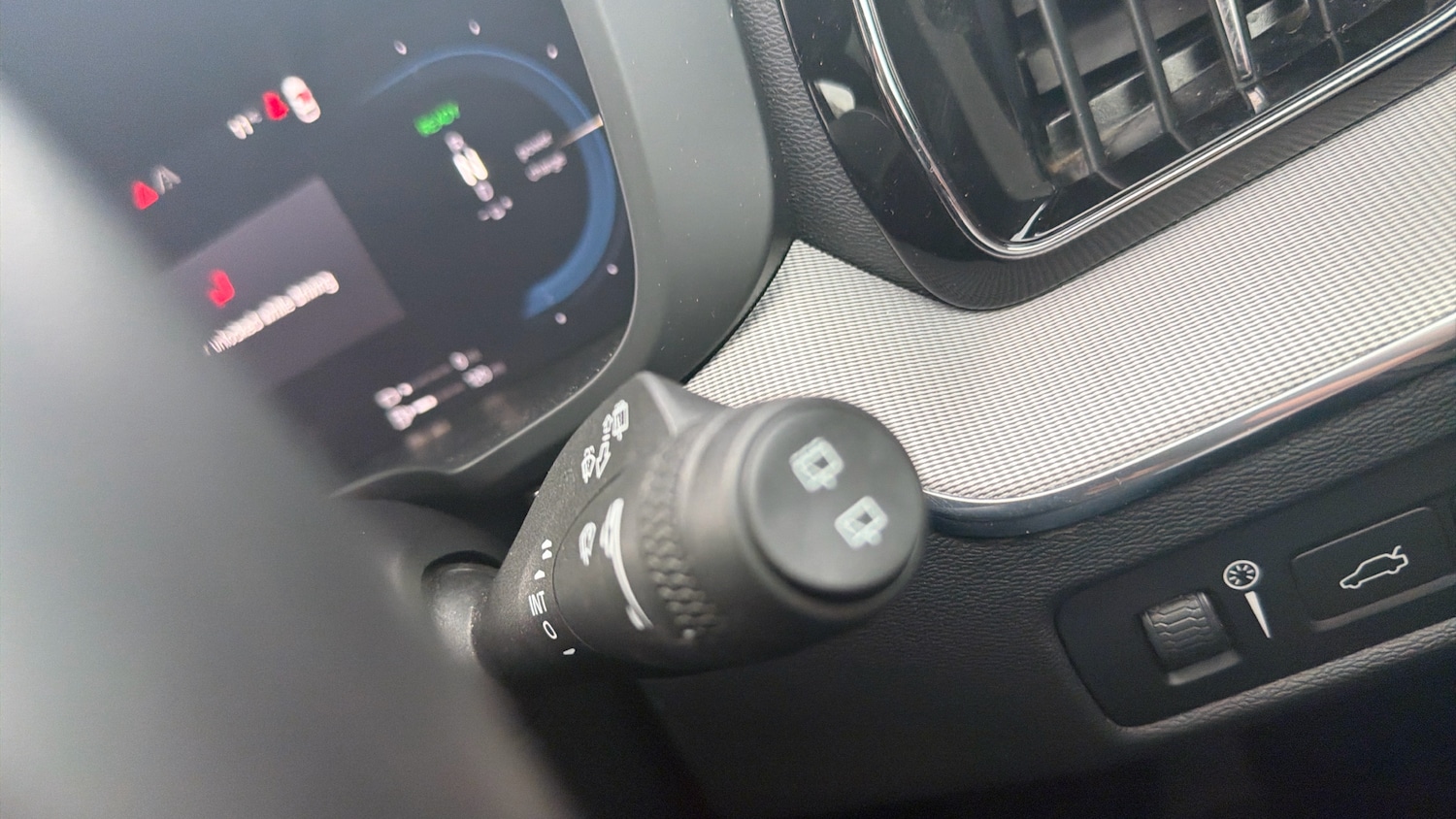 Used Volvo XC60 2022 for sale - 77672523: Photo 28