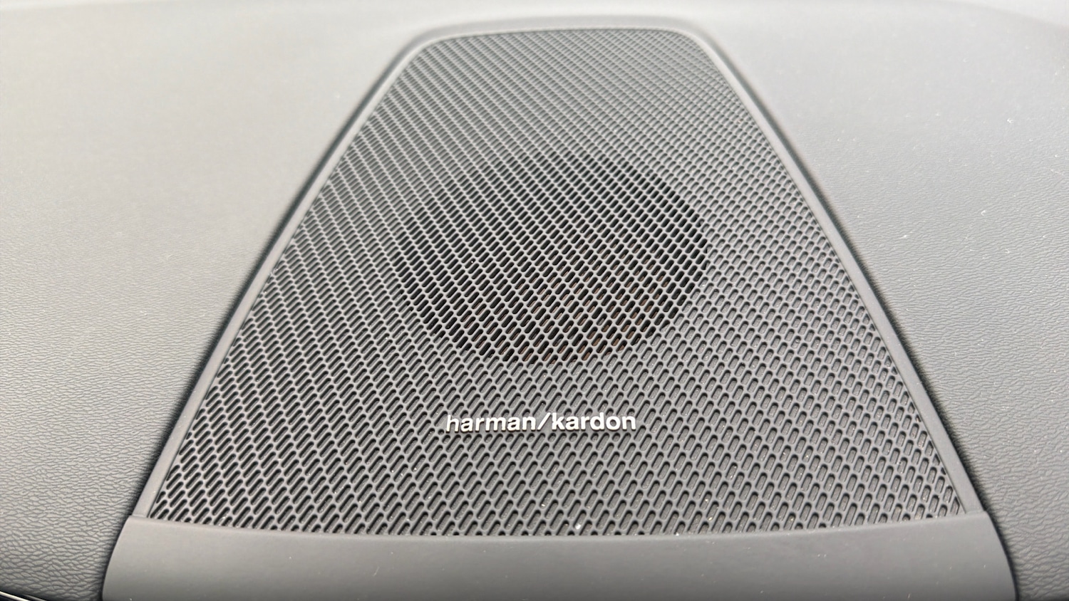 Used Volvo XC60 2022 for sale - 77672523: Photo 48