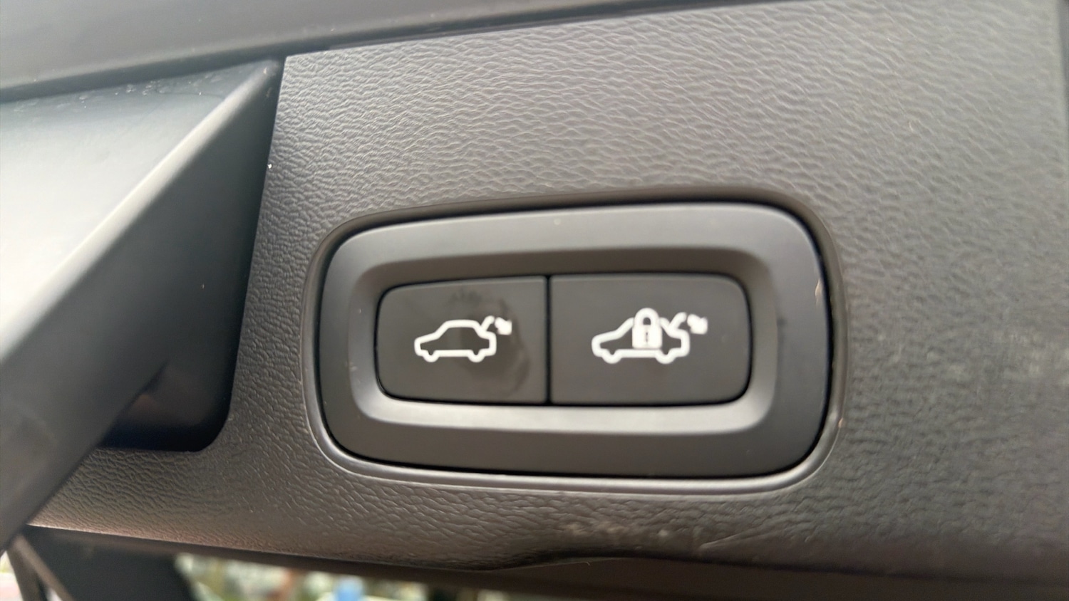 Used Volvo XC60 2022 for sale - 77672523: Photo 57