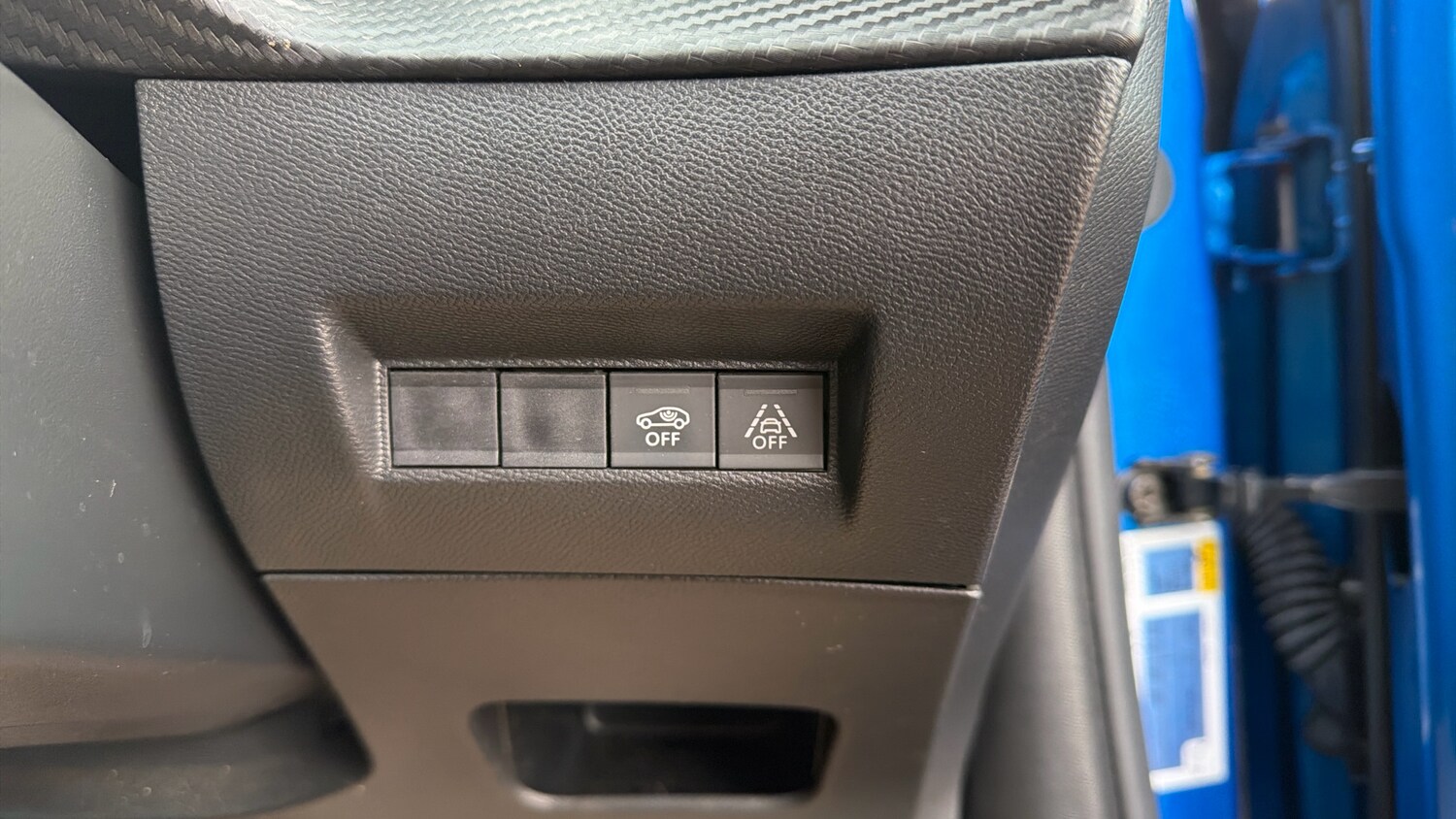 Used Peugeot 2008 2021 for sale - 77321264: Photo 34