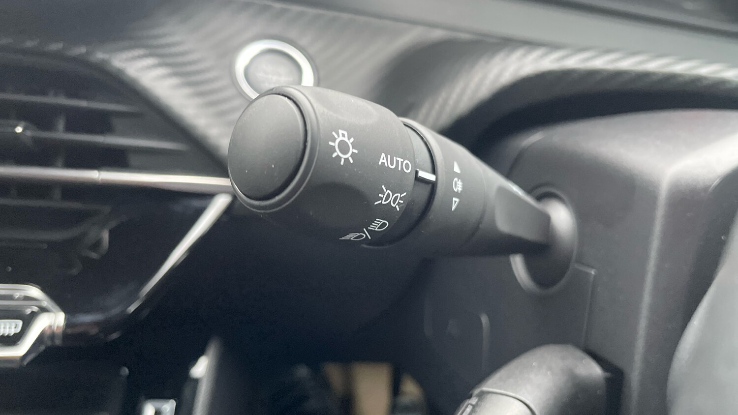 Used Peugeot 208 2022 for sale - 77167125: Photo 27