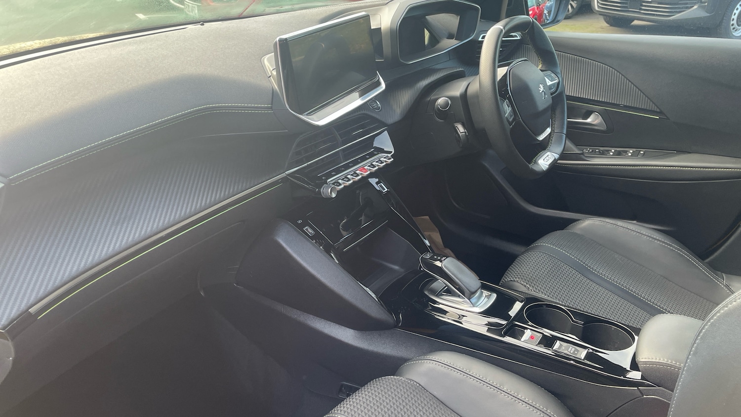 Used Peugeot 208 2021 for sale - 77110104: Photo 13