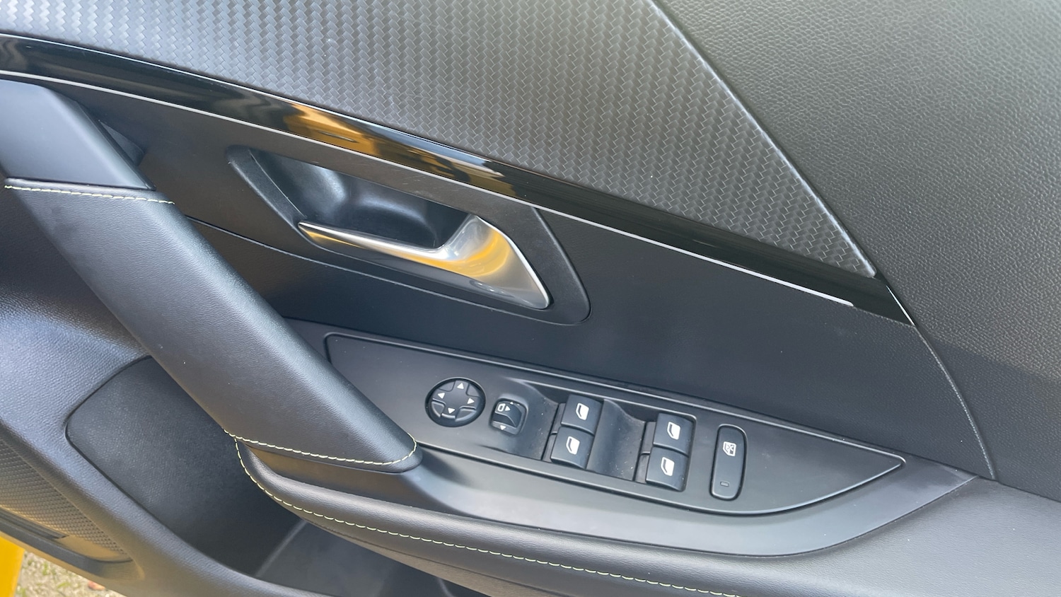 Used Peugeot 208 2021 for sale - 77110104: Photo 23