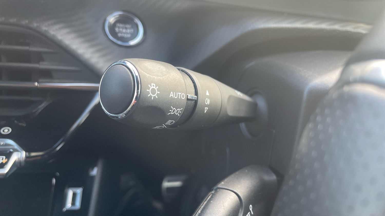 Used Peugeot 208 2021 for sale - 77110104: Photo 28