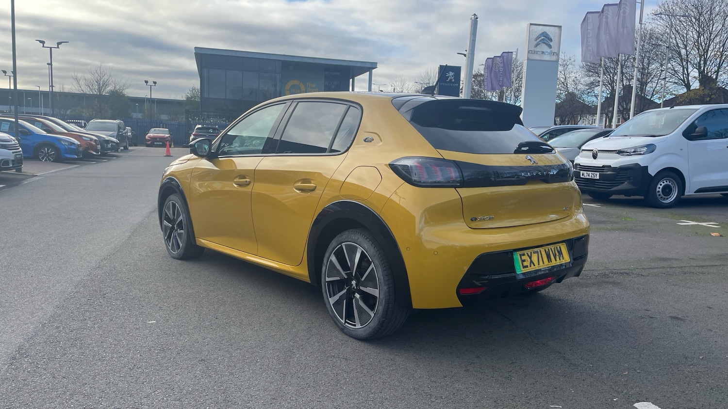 Used Peugeot 208 2021 for sale - 77110104: Photo 6