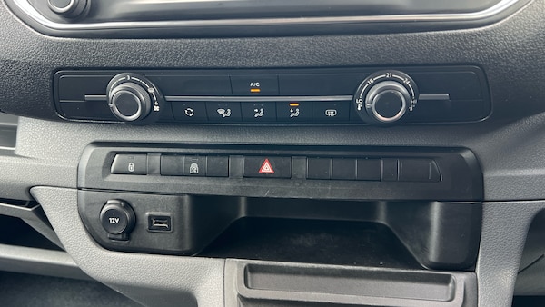 Used Vauxhall Vivaro Life 2022 for sale - 75671395: Photo 33