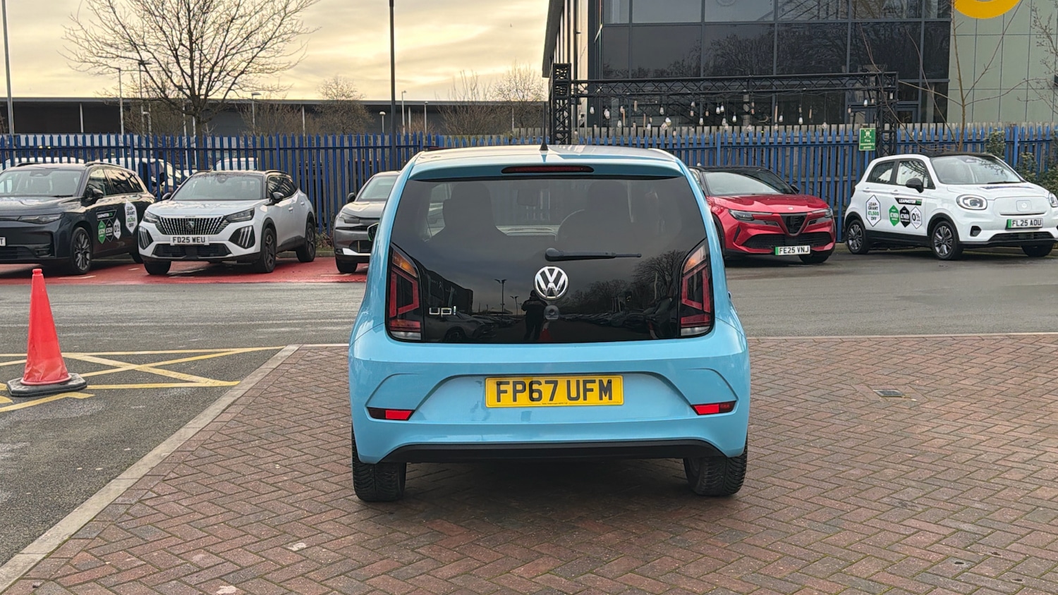 Used Volkswagen up! 2017 for sale - 76966126: Photo 10