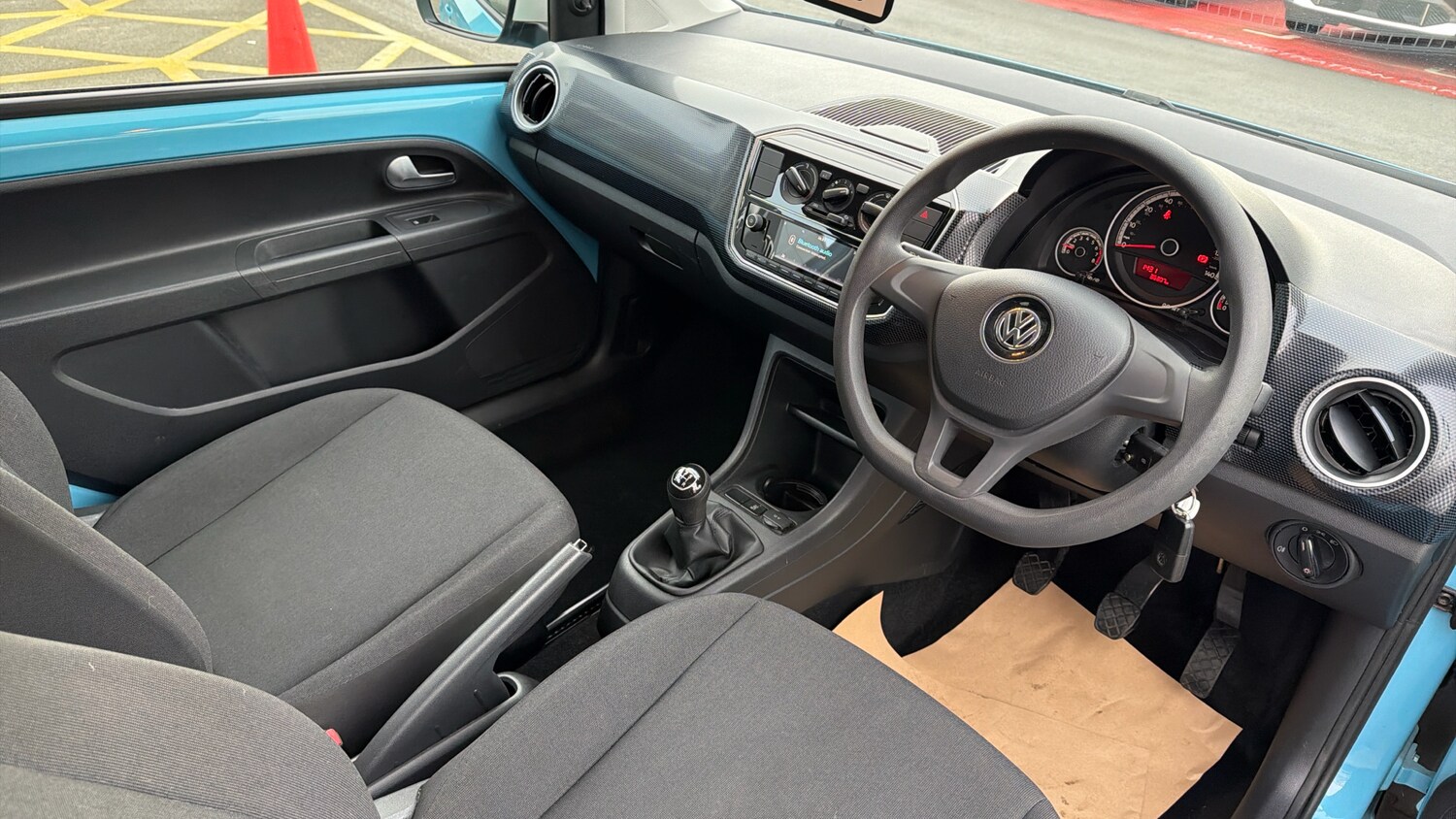 Used Volkswagen up! 2017 for sale - 76966126: Photo 12