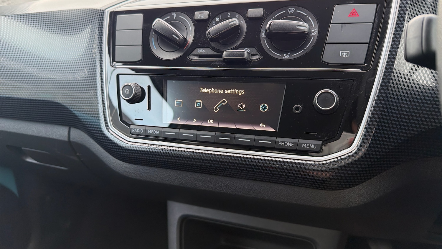 Used Volkswagen up! 2017 for sale - 76966126: Photo 31