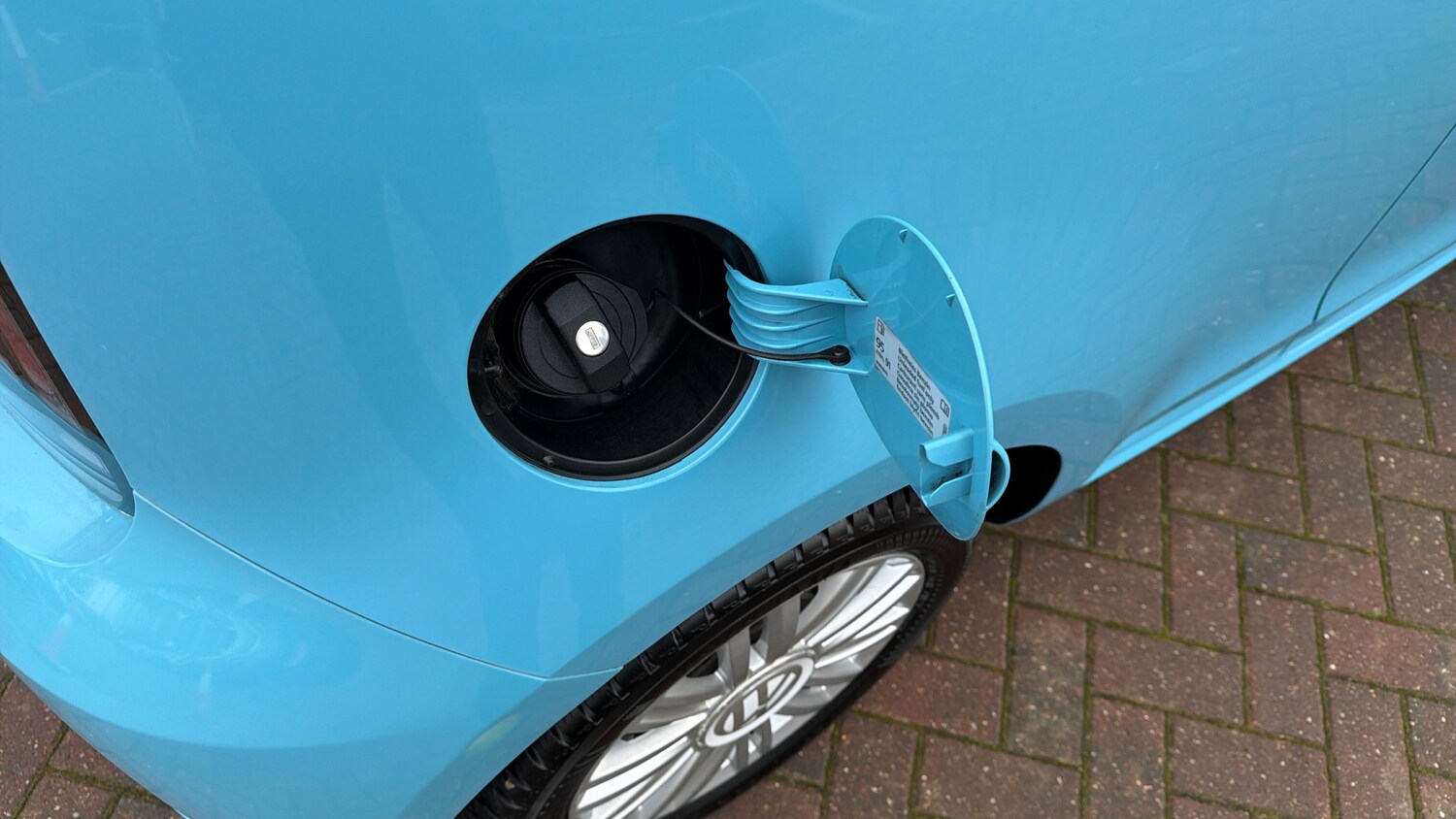 Used Volkswagen up! 2017 for sale - 76966126: Photo 47