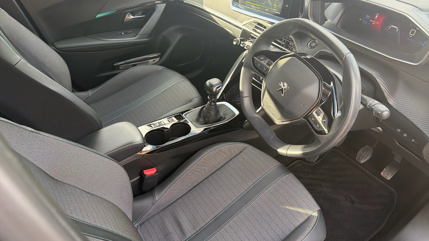 Used Peugeot 2008 2022 for sale - 77855014: Photo 11