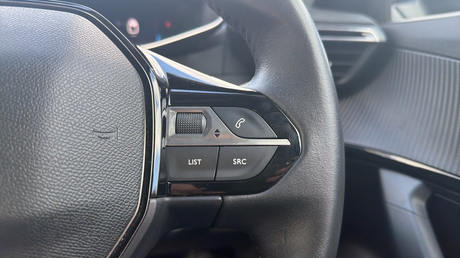Used Peugeot 2008 2022 for sale - 77855014: Photo 24