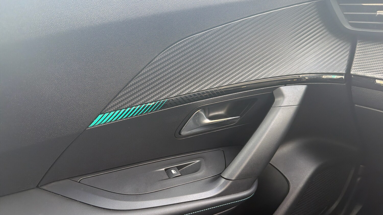 Used Peugeot 2008 2022 for sale - 77855014: Photo 41