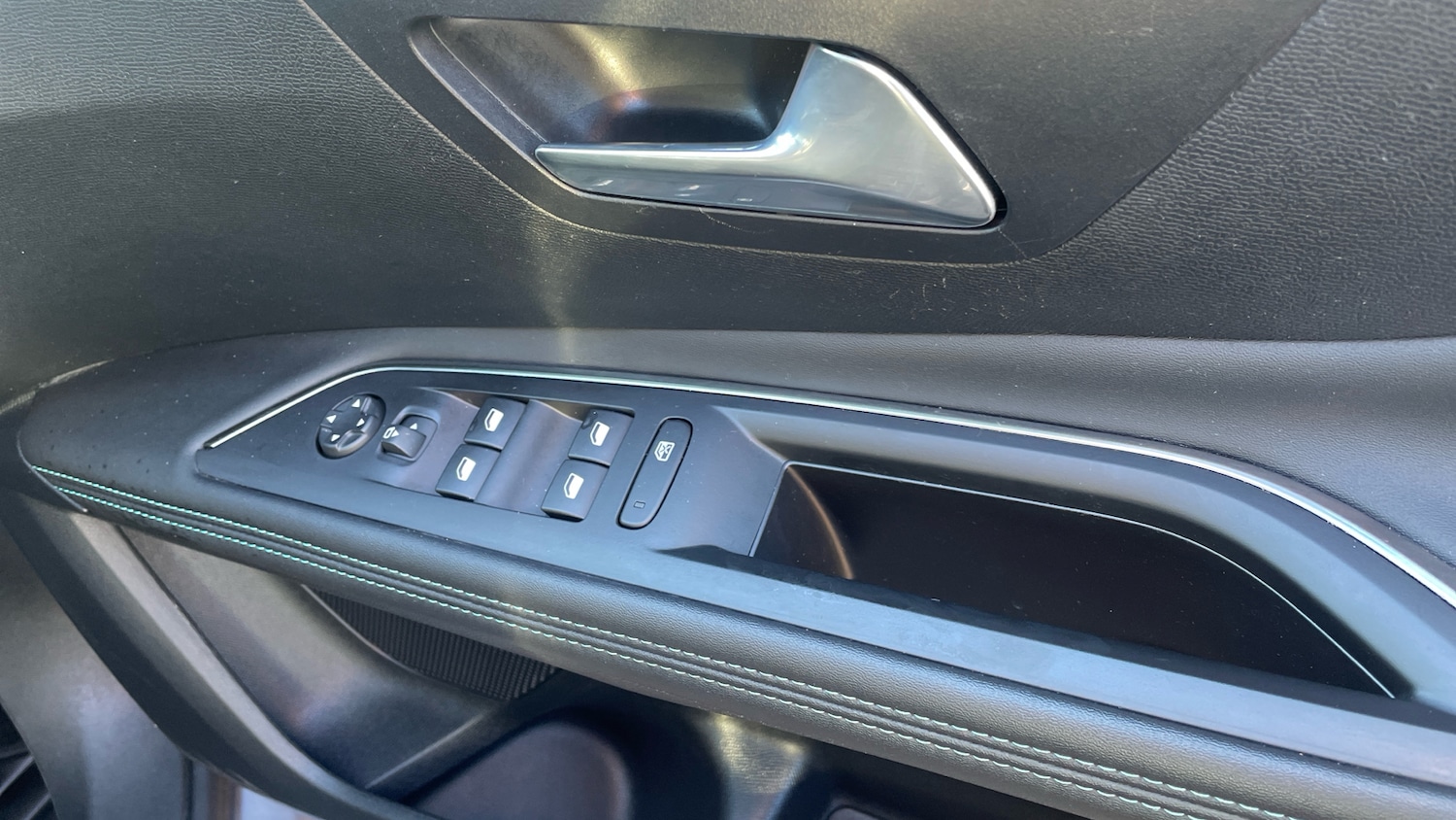 Used Peugeot 3008 2022 for sale - 77132434: Photo 23