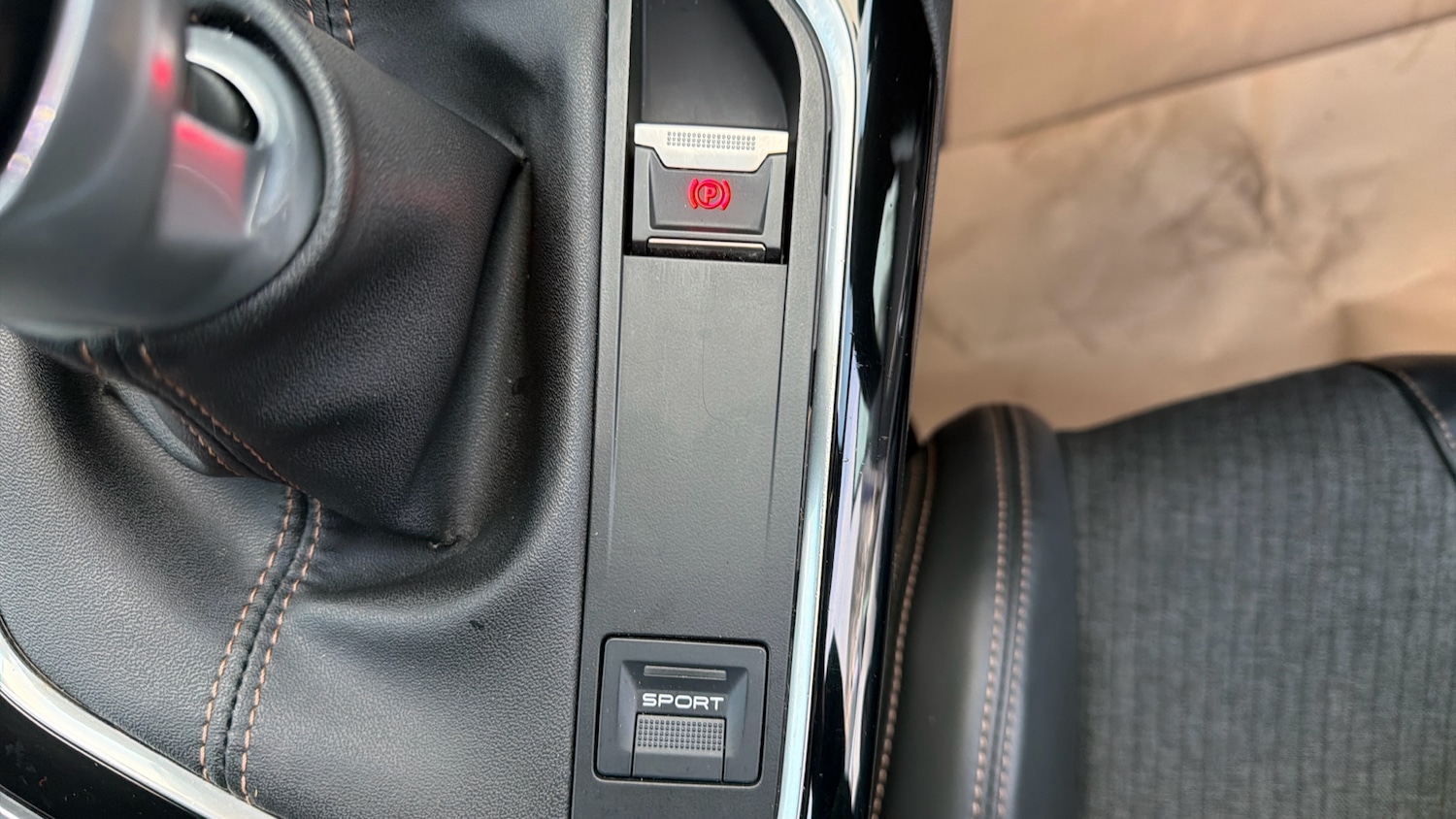 Used Peugeot 3008 2019 for sale - 77176143: Photo 22