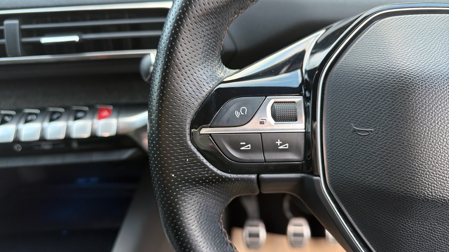 Used Peugeot 3008 2019 for sale - 77176143: Photo 24