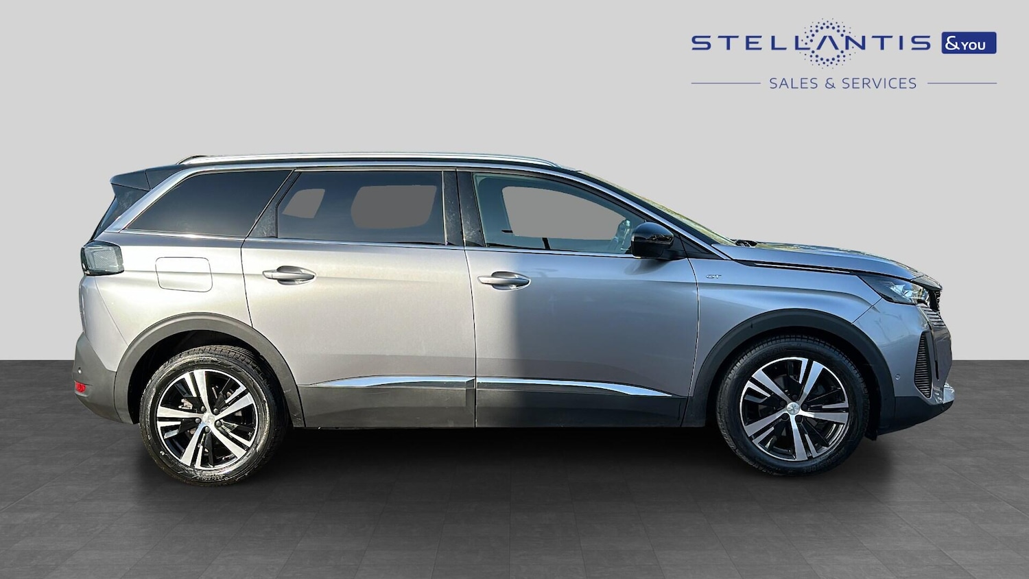 Used Peugeot 5008 2023 for sale - 78171915: Photo 2