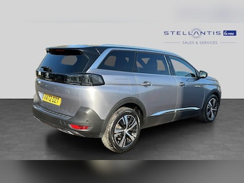 Used Peugeot 5008 2023 for sale - 78171915: Photo