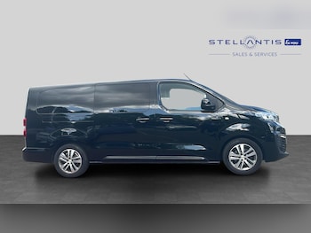 Used Peugeot Traveller 2023 for sale - 78587345: Photo