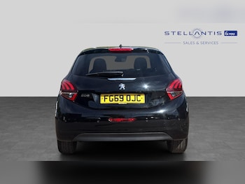 Used Peugeot 208 2019 for sale - 78418100: Photo