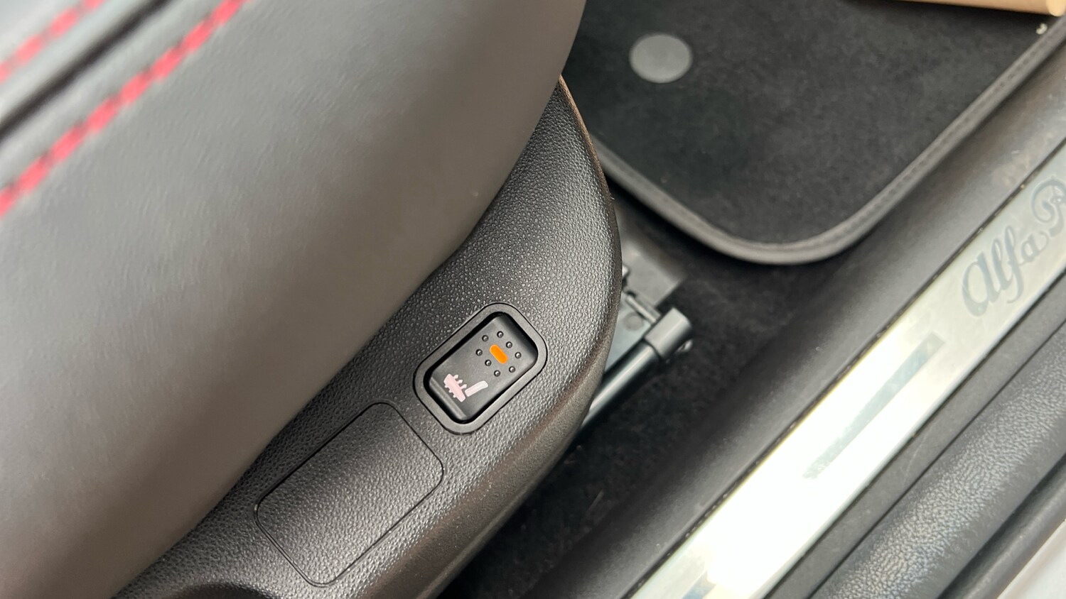 Used Alfa Romeo Giulietta 2018 for sale - 76400043: Photo 40