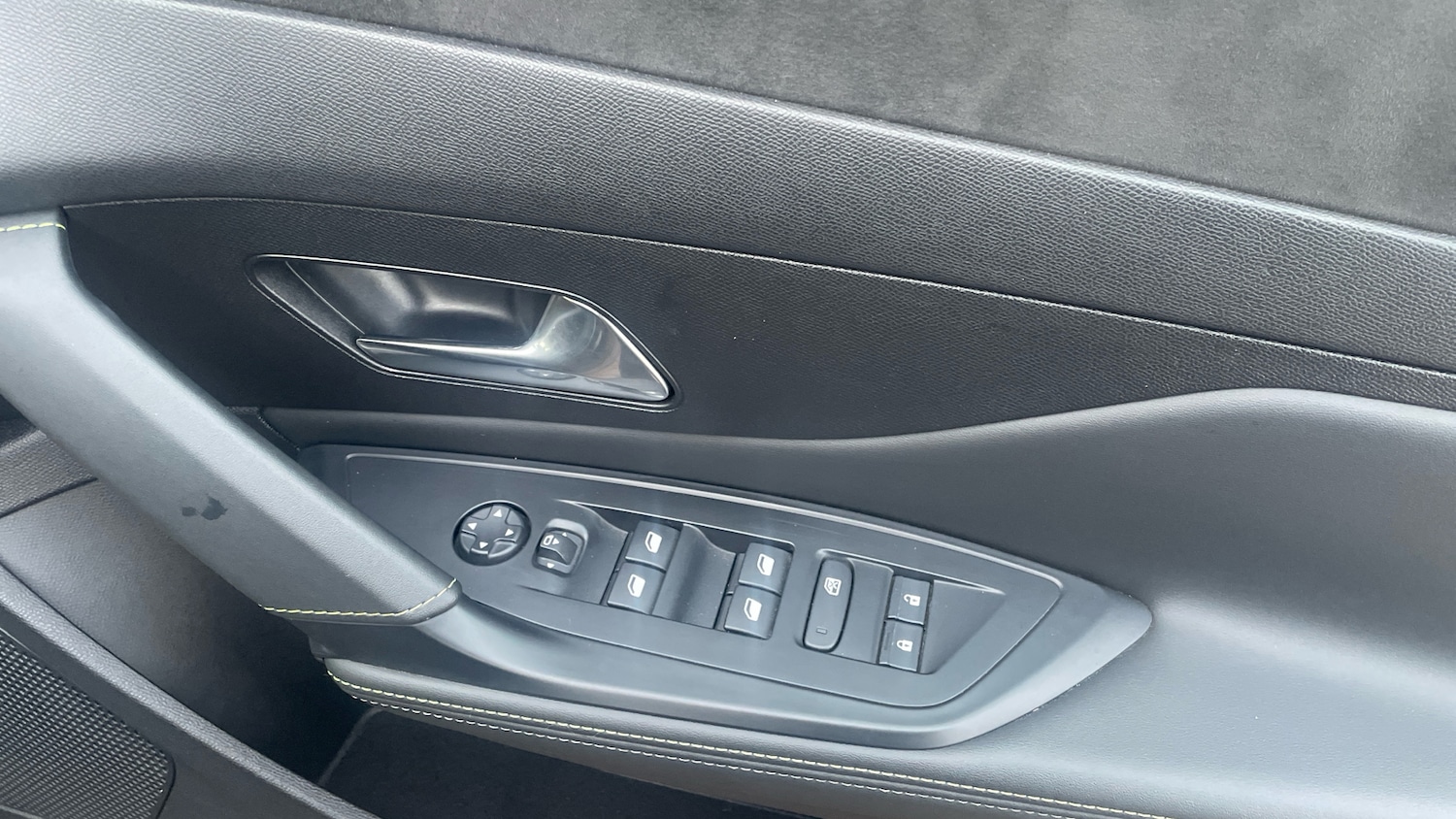 Used Peugeot 308 2023 for sale - 77218065: Photo 23