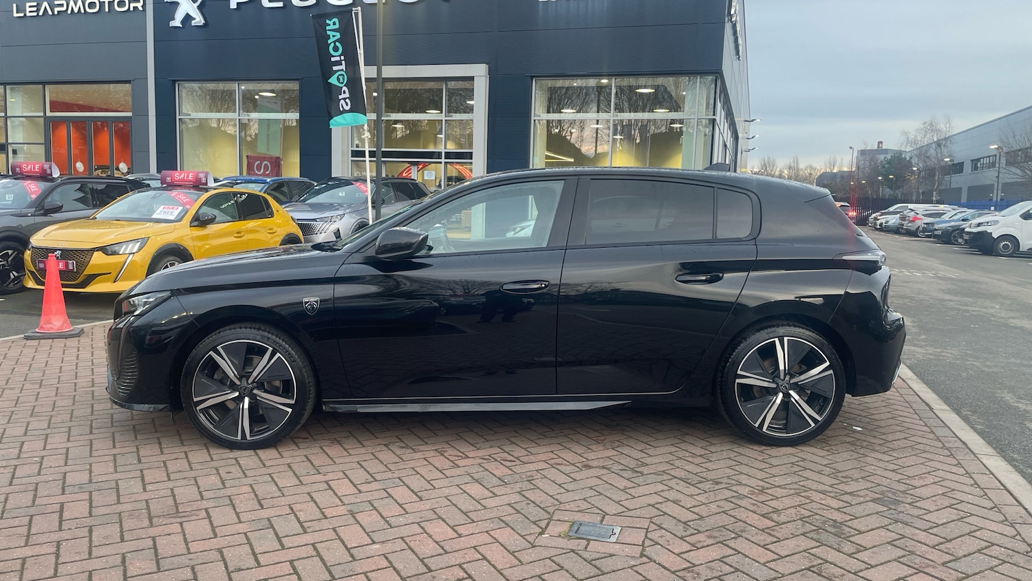 Used Peugeot 308 2023 for sale - 77218065: Photo 7