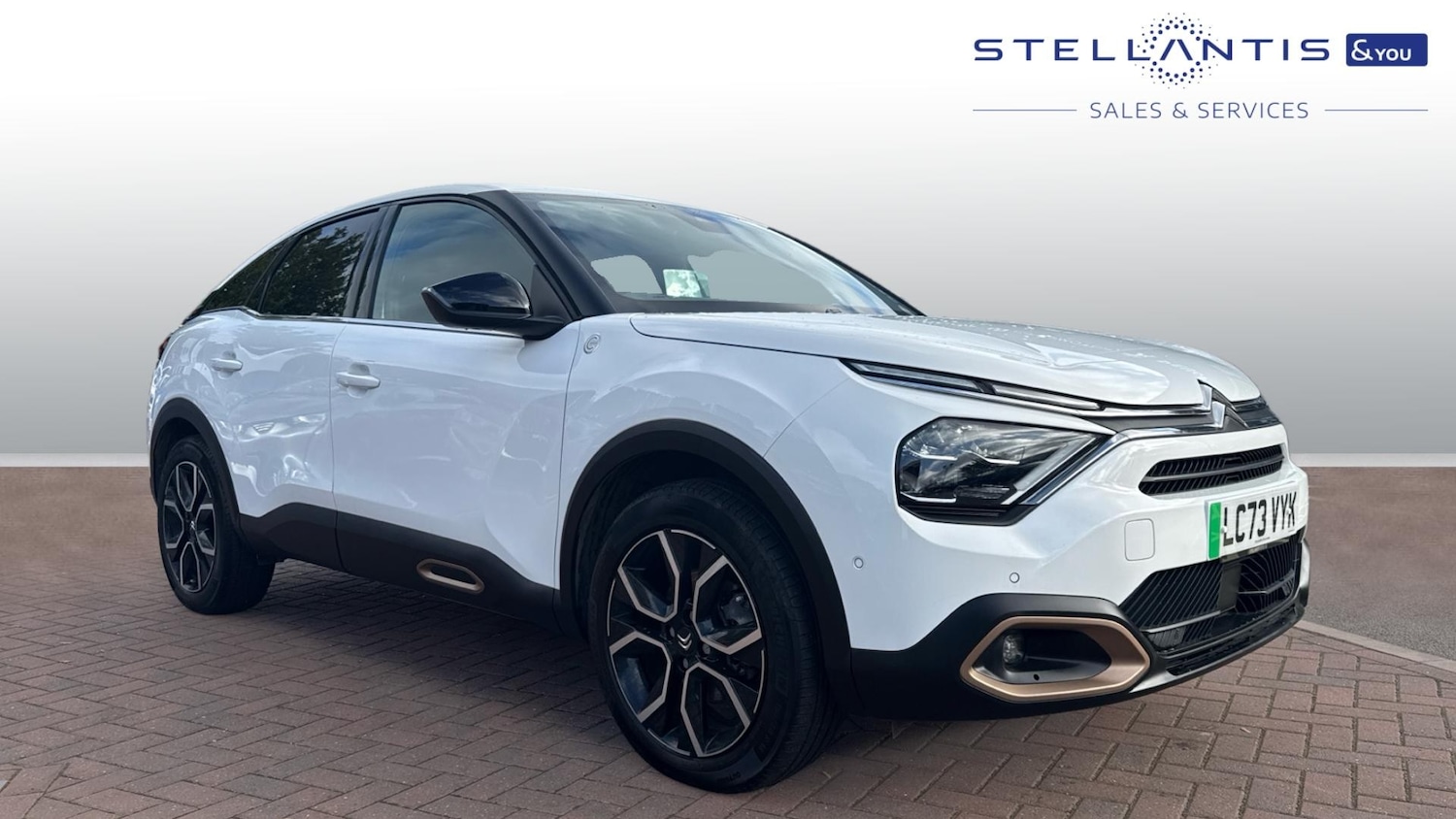 Used Citroen C4 2023 for sale - 75992272: Photo 1